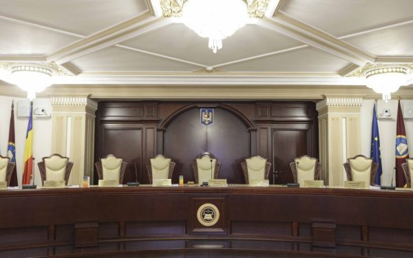 Judecătorii CCR numiți de PSD boicotează ședința de astăzi