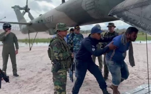 Trump susține că SUA ar fi atacat o instalație venezueleană