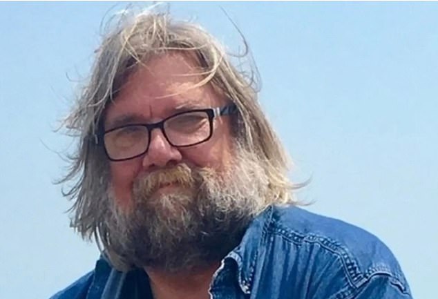 105271165-15438483-image-a-1_1767700167663.jpg - FluxNational