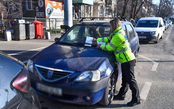 Parcul IOR devine zonă de război pentru accesul auto: amenzi, controale și controverse După zile de polemici, observăm o creștere semnificativă a controalelor poliției locale în zonele care în mod tradițional au fost tolerate sau chiar adoptate pentru accesul cu mașini