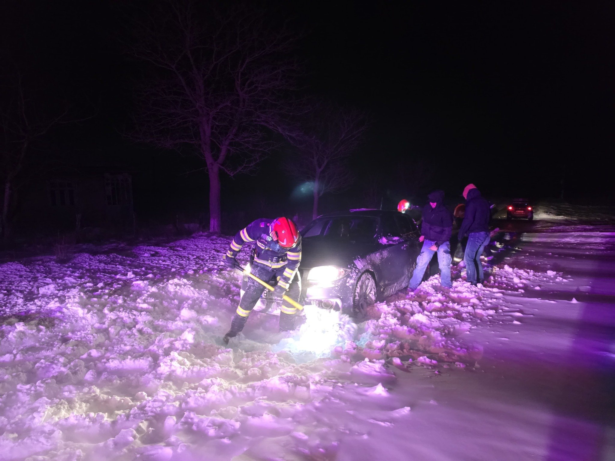 Până marți dimineață, Bucureștiul și întreaga țară se confruntă cu temperaturi extrem de scăzute, în contextul avertizării de cod galben emis de Administrația Națională de Meteorologie