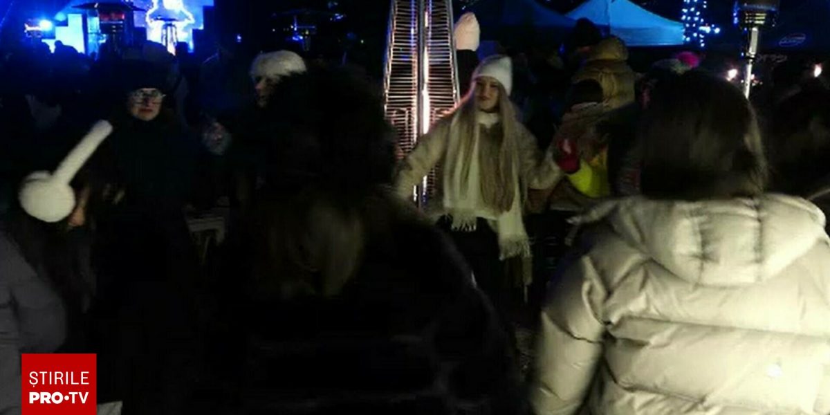 62604996-2.jpg - FluxNational