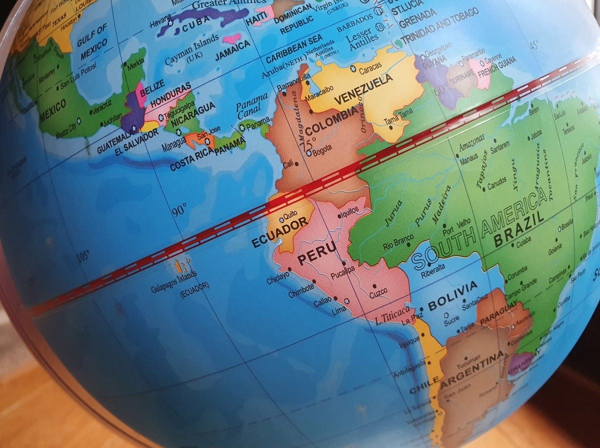 Agenția Europeană pentru Siguranța Aviației (EASA) a emis sâmbătă o recomandare fermă companiilor aeriene din întreaga lume: să evite survolul spațiului aerian al Venezuelei