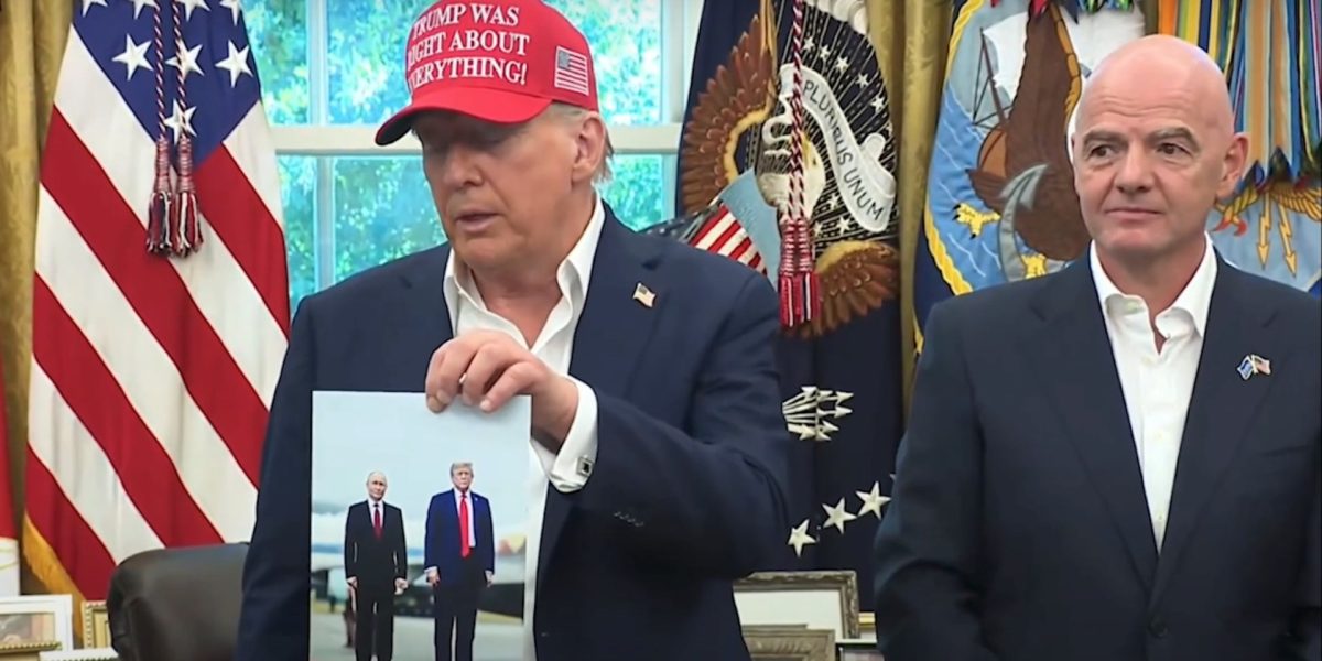 Donald-Trump-anunta-tragerea-la-sorti-pentru-mondialul-de-Fotbal-din-2026.jpg - FluxNational