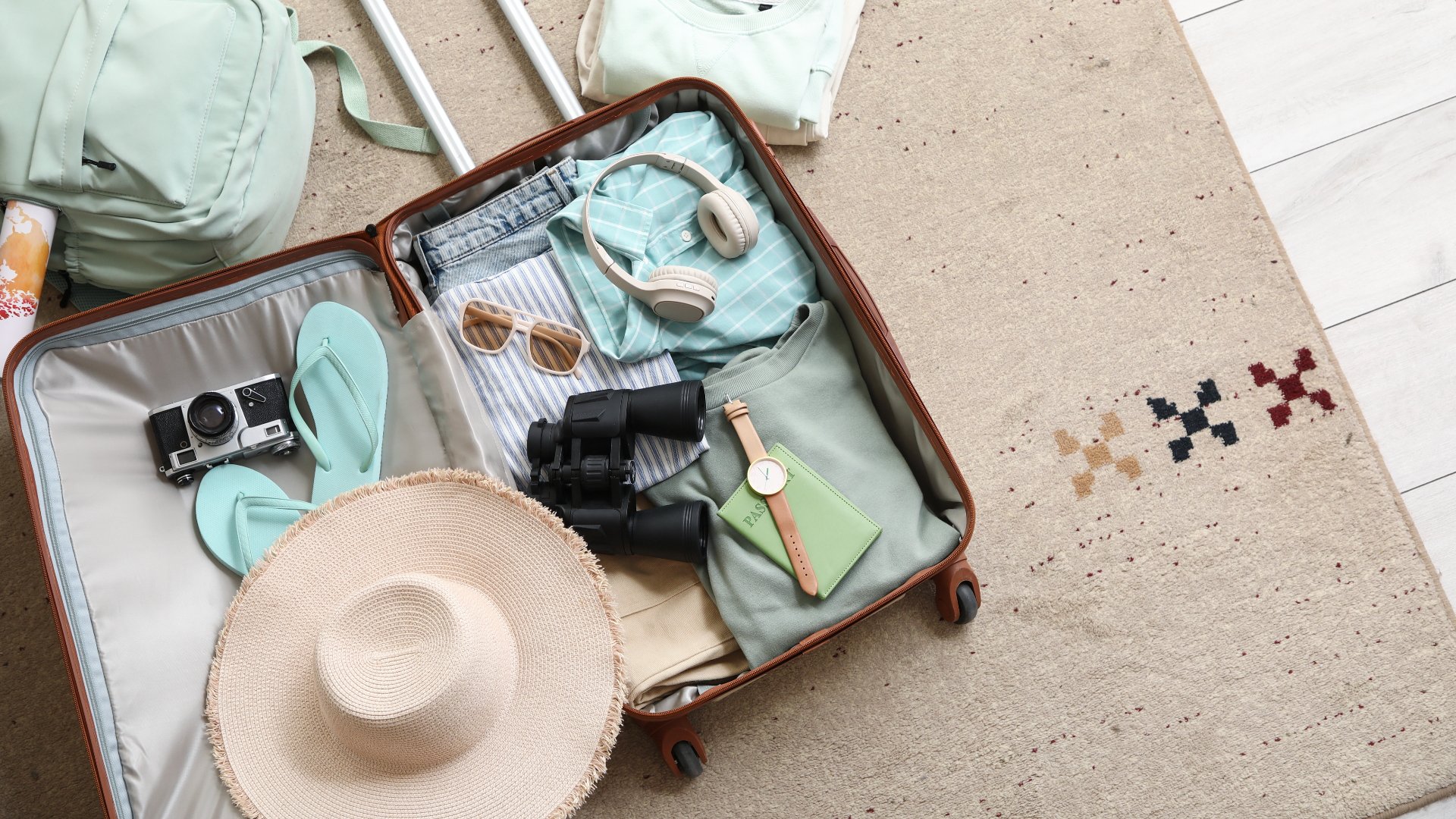 Voucherul de vacanță pentru bugetari: fără contribuții penale!