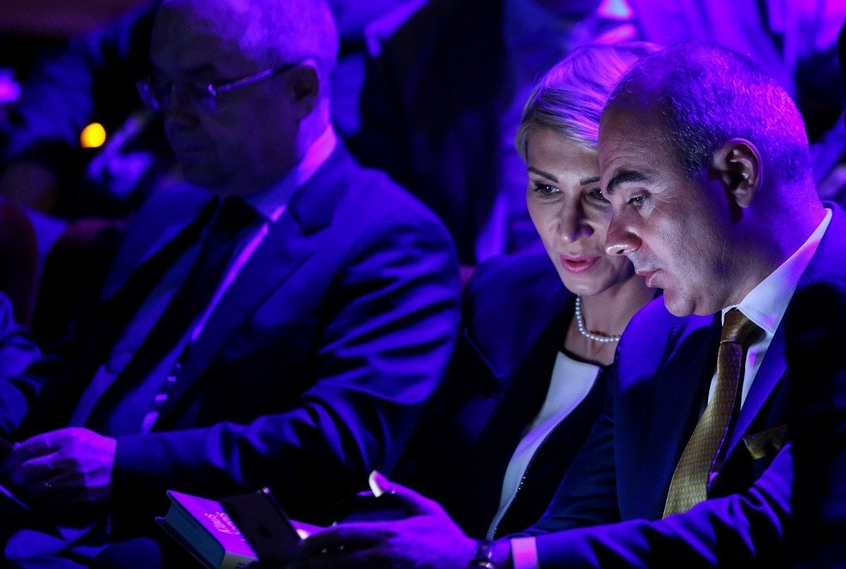 Raluca Turcan avertizează asupra impactului scandalului de plagiat asupra încrederii publice în Justiție În plină dispută politică și cu un scandal de amploare ce amenință imaginea sistemului judiciar, Raluca Turcan, deputat PNL și fost ministru al Muncii, s-a pronunțat cu privire la importanța menținerii încrederii în ministerul Justiției