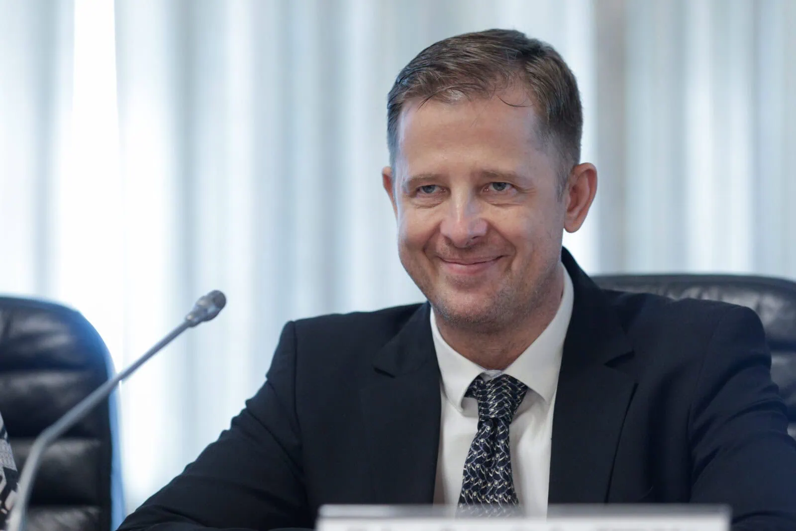 Primarul din Bragadiru, Gabriel Lupulescu, își reafirmă poziția față de majorarea taxelor locale, explicând că această decizie nu a fost una de alegere, ci o consecință directă a politicilor guvernamentale