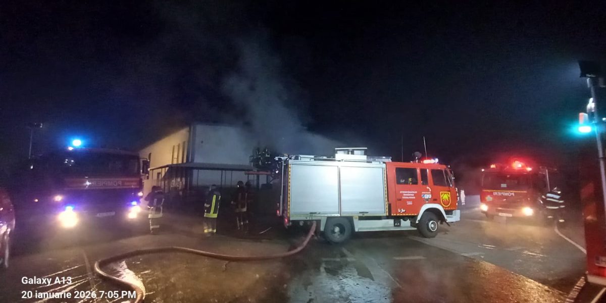 Incendiu-abator-Gheorgheni-Harghita.jpeg - FluxNational