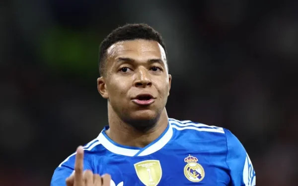 Real Madrid va încerca să se apropie la doar un punct de liderul La Liga, FC Barcelona, în meciul pe care îl va disputa sâmbătă după-amiază împotriva echipei Mallorca