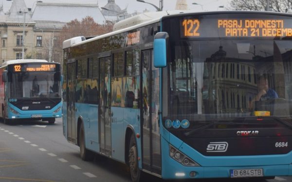 Transportul în București suferă schimbări majore: stația „Universitate” devine un nod important pentru mai multe linii de autobuz și troleibuz De la mijlocul lunii ianuarie, bucureștenii care traversează centrul Capitalei vor avea la dispoziție noi opțiuni de transport