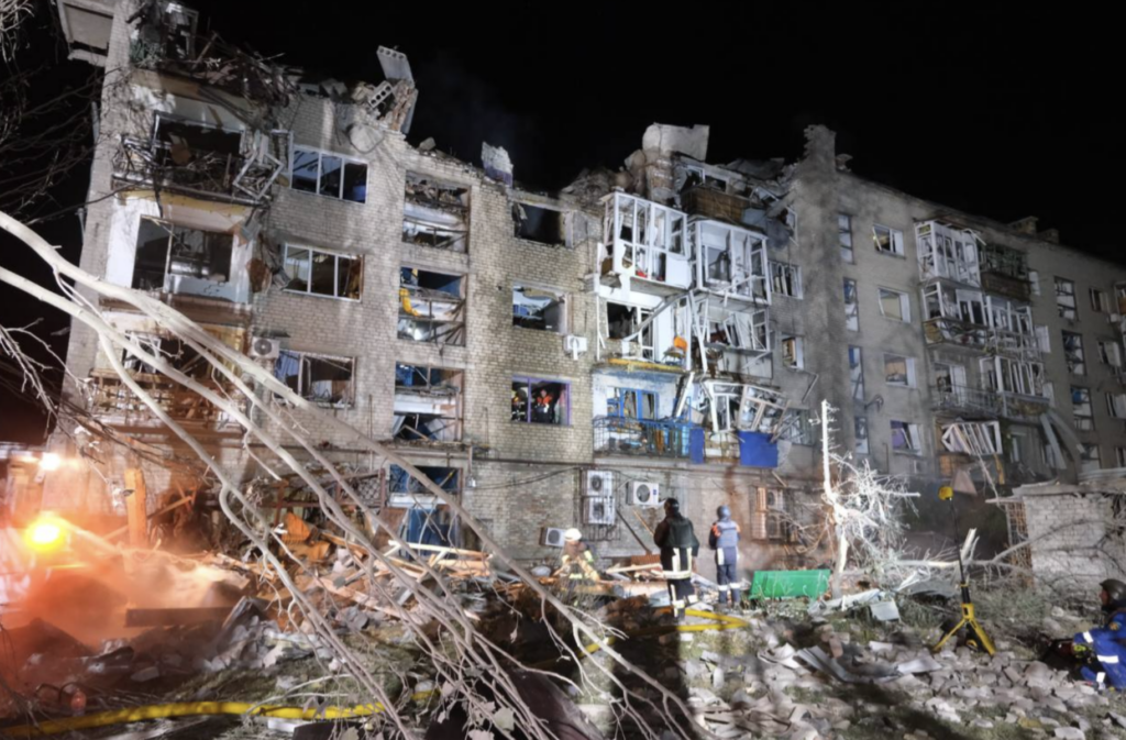 Ucraina evacuează 3.000 de copii din Zaporojie și Dnipropetrovsk, în timp ce Rusia face cea mai puternică avansare în 2025