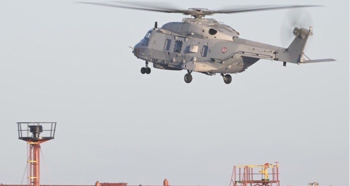 Marina franceză interceptază un petrolier suspect din Rusia în Marea Mediterană, într-un nou pas în războiul economic european Marina franceză a reținut joi dimineață un petrolier cu origine din Rusia, într-un eveniment care reflectă tensiunile crescute între Uniunea Europeană și Rusia, pe fondul sancțiunilor impuse Moscovei de Occident