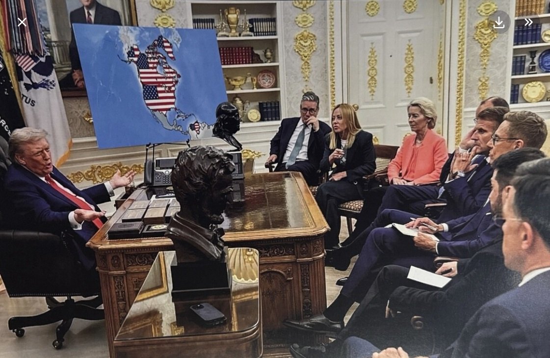 Donald Trump, fostul președinte al SUA, a stârnit din nou controverse după ce a postat pe rețeaua sa socială o fotografie editată digital, ce îl înfățișează însoțit de un context geopolitic contestat