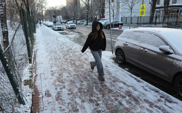 Vremea se îmblânzește: Meteorologii prevăd sfârșitul gerului!