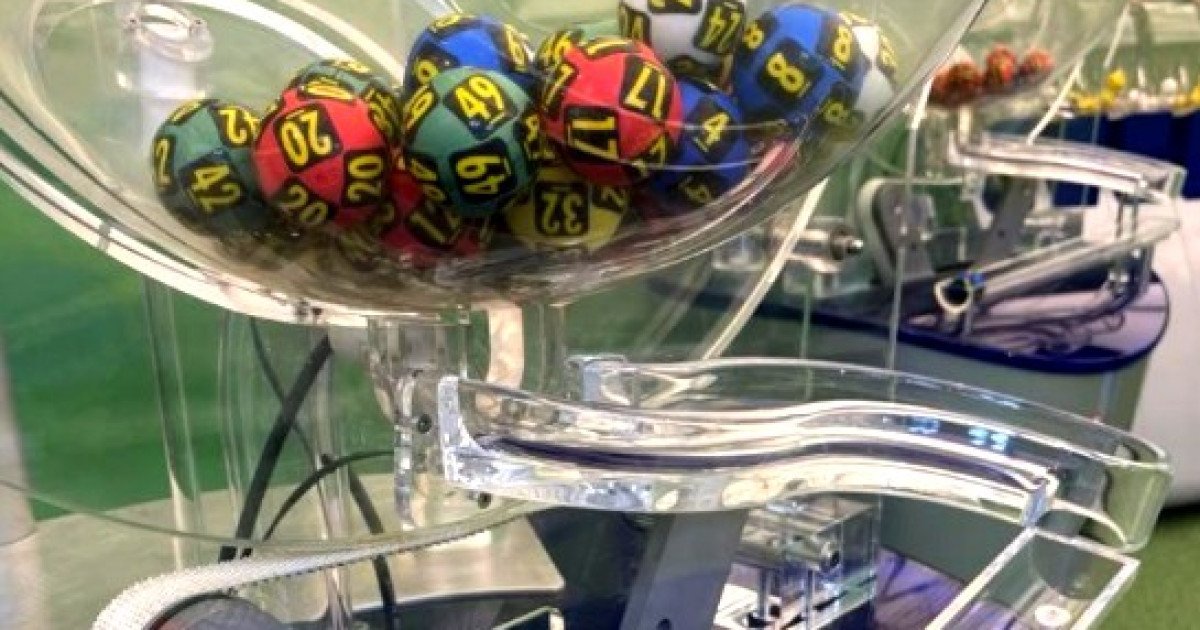 Report record la Loto în 15 ianuarie 2026: Peste 305 milioane de euro la Loto 6/49 Joi, 15 ianuarie 2026, au avut loc noi trageri la Loteria Română, aducând un report impresionant la Loto 6/49, care a depășit suma de 15,54 milioane de lei, echivalentul a peste 3,05 milioane de euro