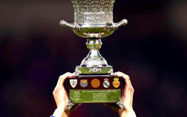 Supercupa Spaniei: Barcelona și Real Madrid pregătesc un nou duel epic Meciul care va decide Supercupa Spaniei se va desfășura duminică seară, la ora 21:00, în Jeddah, unde Barcelona și Real Madrid se întâlnesc din nou, în cadrul unei confruntări electrizante care promite să captiveze fanii fotbalului