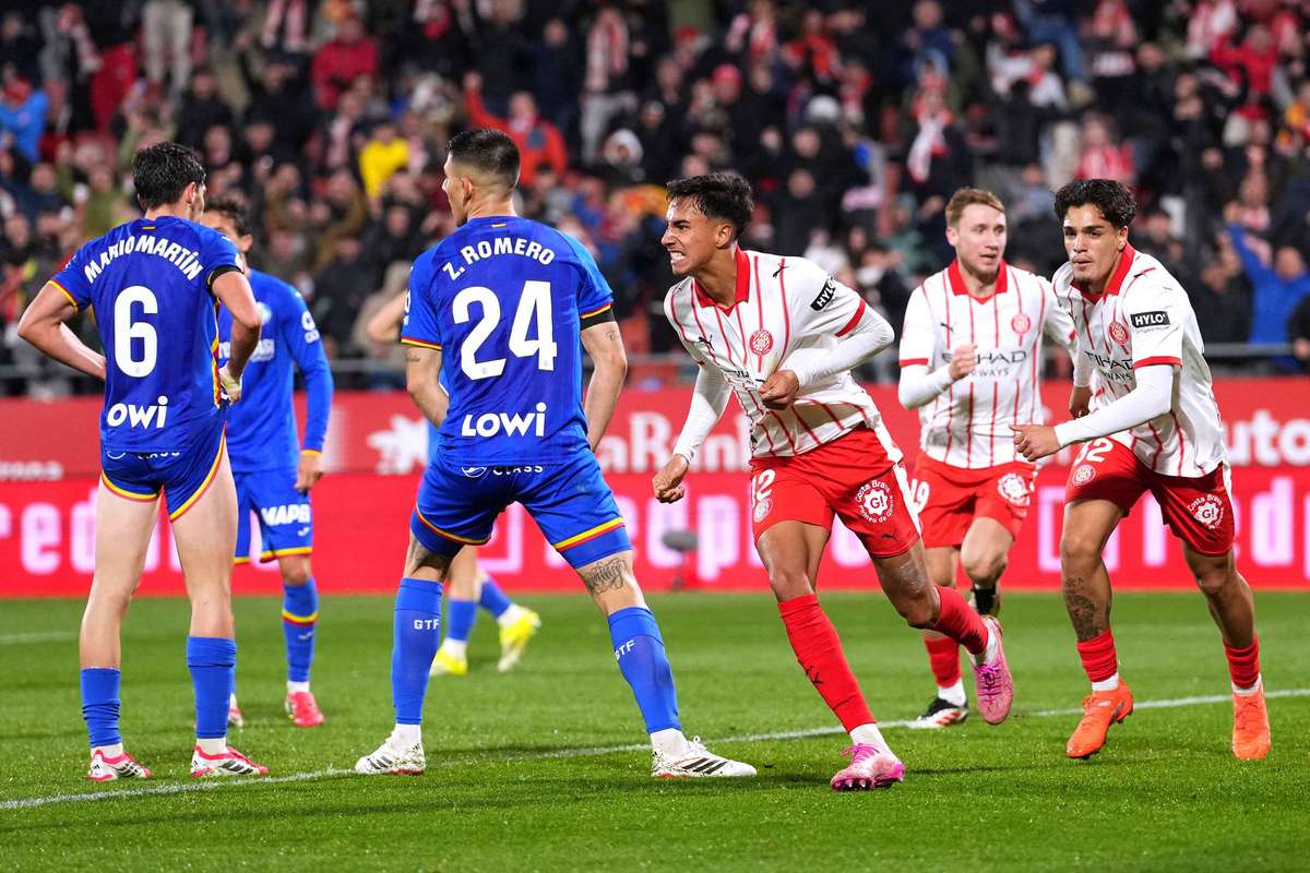 Getafe, încă fără victorie în LaLiga, remizează cu Girona în prelungiri Getafe a rămas fără victorie în ultimele șapte întâlniri de LaLiga, terminând la egalitate, 1-1, împotriva lui Girona, în cadrul unei partide disputate la Montilivi