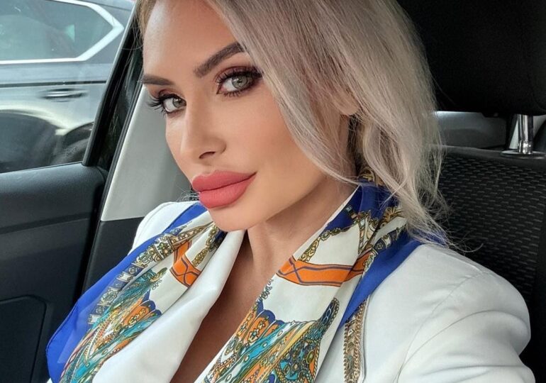 Procurorii Direcției Naționale Anticorupție (DNA) au reținut o avocată din Baroul București, implicată în cercetări legate de trafic de influență și corupție la nivel înalt