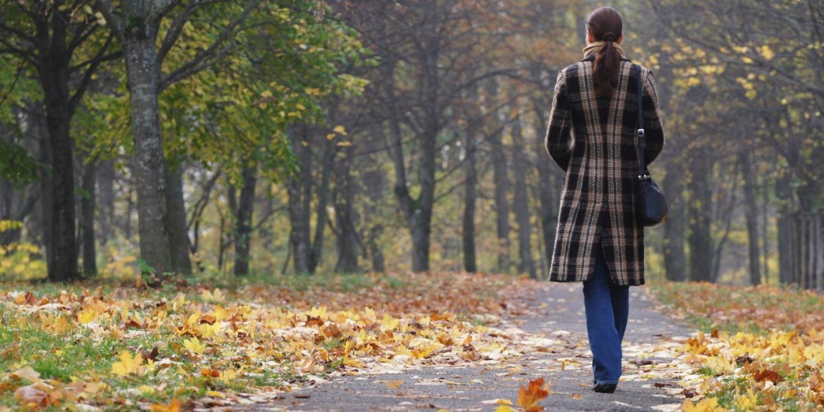 Aplicație chineză virală pentru tinerii singuri, verifică dacă ești „mort”