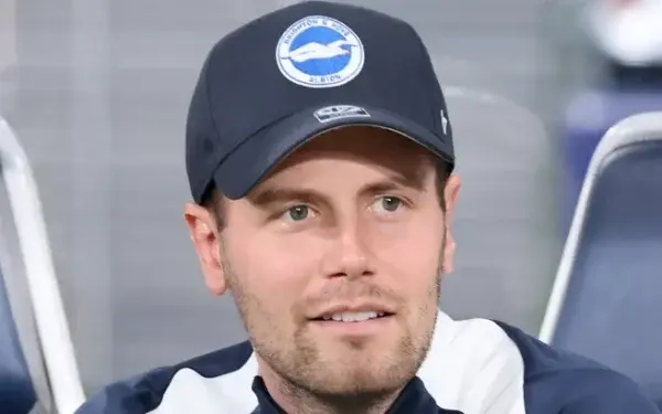 Brighton înfruntă Bournemouth în derby-ul de pe coasta de sud În ultima etapă a Premier League, Brighton & Hove Albion se pregătește să întâmpine echipa Bournemouth la Amex Stadium, un meci ce promite intensitate și emoție