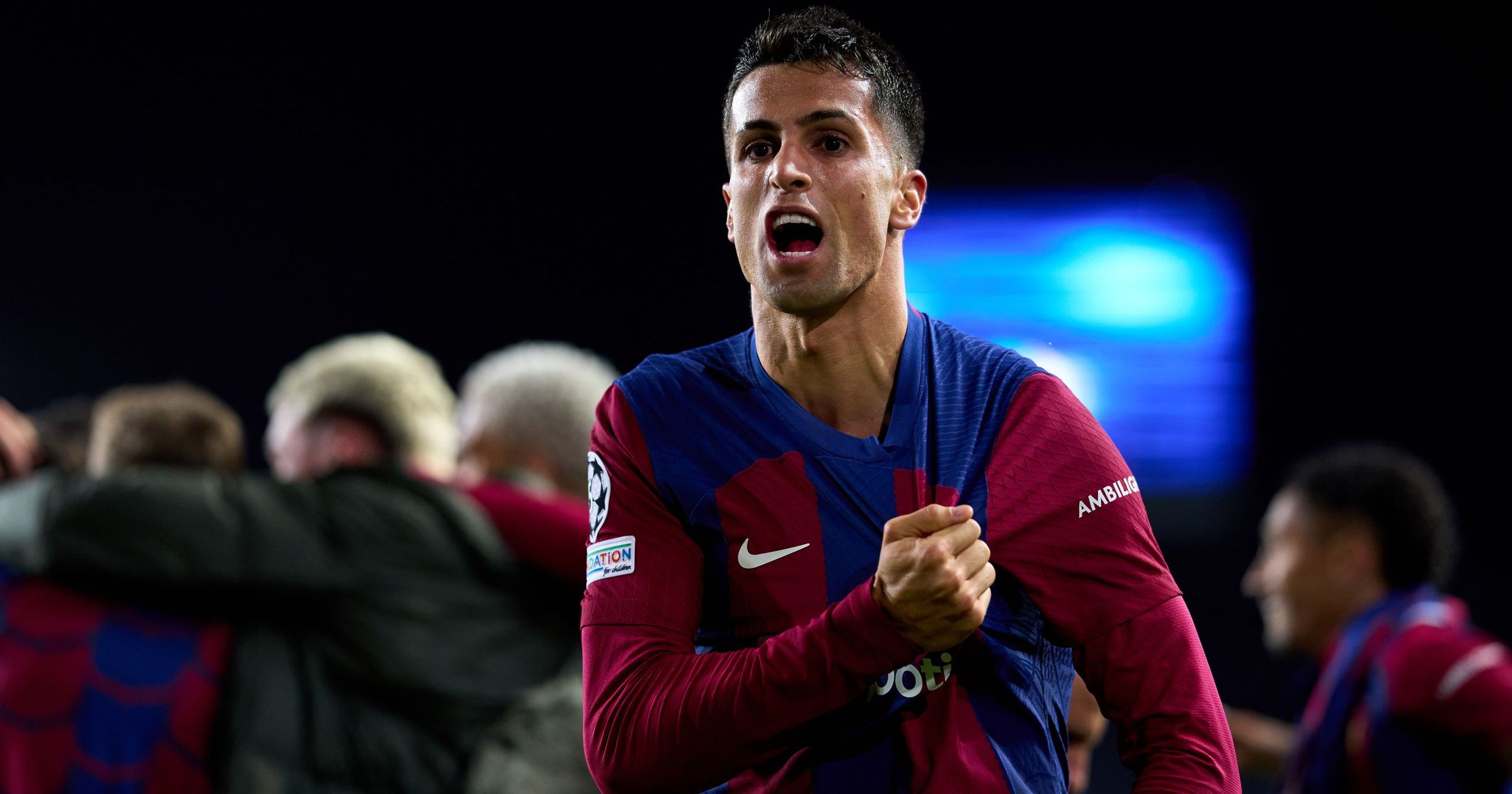 Barcelona își recuperează bijuteria: Joao Cancelo pe cale de întoarcere Într-un peisaj fotbalistic marcat de negocieri intense, Barcelona pare să fie pe cale să-l readucă pe Joao Cancelo în sânul său, după un sezon de succes în care portughezul a impresionat pe Camp Nou