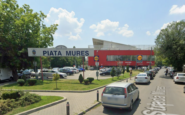 Primăria Sectorului 1 a lansat recent o licitație pentru modernizarea spațiului verde din Piața Mureș, proiect estimat la peste 430.000 de euro, intenționând să redefinească unul dintre cele mai importante puncte de întâlnire din nordul Bucureștiului