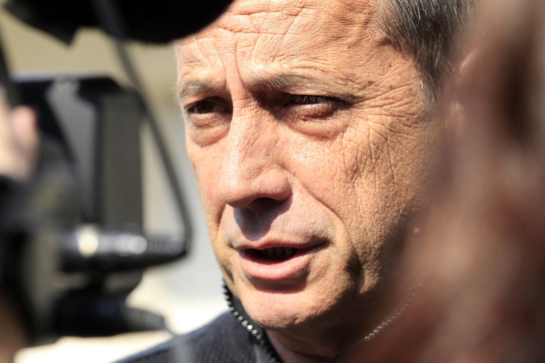 Fostul președinte al clubului de fotbal Ajaccio și cunoscut naționalist corsican, Alain Orsoni, a fost împușcat mortal într-un incident-surpriză petrecut luni după-amiază, la Vero, în apropierea orașului Ajaccio, în Corsica