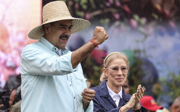 Dulcea și alintata “Cilita” – prima doamnă a Venezuelei și arhitecta puterii din umbră De mai bine de un deceniu, Fabiola “Cilita” Flores de Maduro ocupă un loc distinct în inima și societatea Venezuelei, fiind prima doamnă, dar și o figură marcantă în arena politică a țării