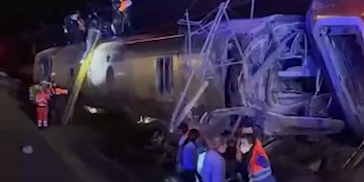 tren-deraiat-spania.jpg - FluxNational