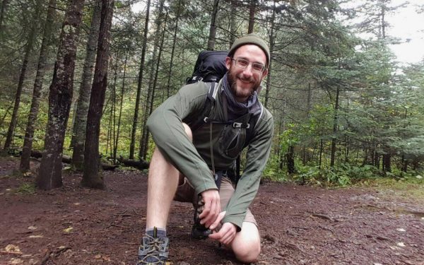 Un asistent medical din Minneapolis, ucis de agenți de frontieră în timpul unei confruntări Alex Jeffrey Pretti, un asistent medical de 37 de ani la un spital al Veteranilor din Minneapolis, a fost împușcat mortal de un ofițer al Poliției de Frontieră a Statelor Unite într-un incident controversat care a stârnit reacții puternice din partea comunității