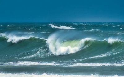 valuri-furtuna-uragan-ciclon-ocean.jpg - FluxNational