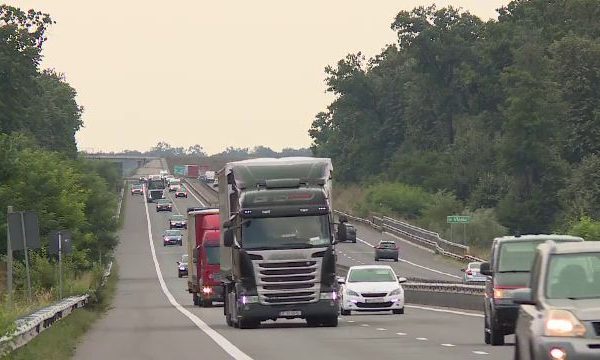 Noul sistem de radare pe autostrăzi: amenzi pentru depășirea vitezei!