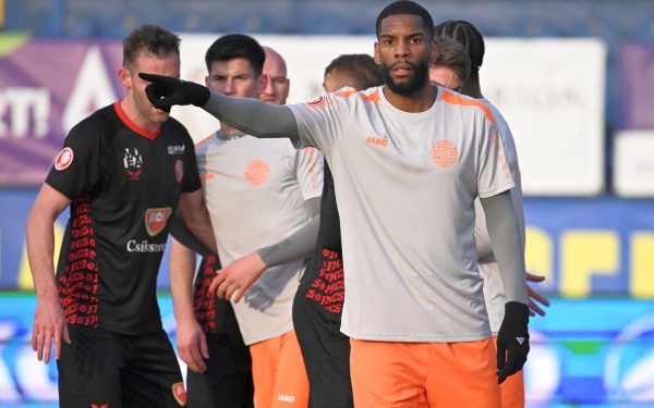 „LIVE Metaloglobus – Csikszereda: Derby-ul echipelor în criză din Superligă”