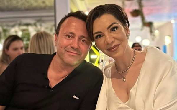 Adriana Viliginschi, reținută sub acuzația de complicitate la omor calificat Adriana Viliginschi, fosta iubită și văduva neoficială a omului de afaceri sibian Adrian Kreiner, a fost reținută pentru 24 de ore de procurorii Parchetului de pe lângă Tribunalul Sibiu, fiind acuzată de complicitate la omor calificat