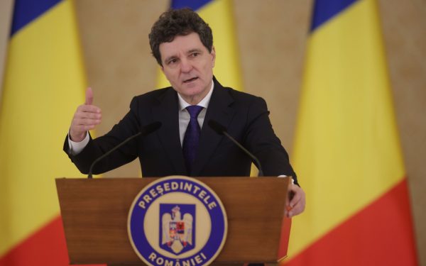 Nicușor Dan despre acuzațiile afaceristului din SUA: E același politician român care mulțumea SUA pentru eliminarea vizelor