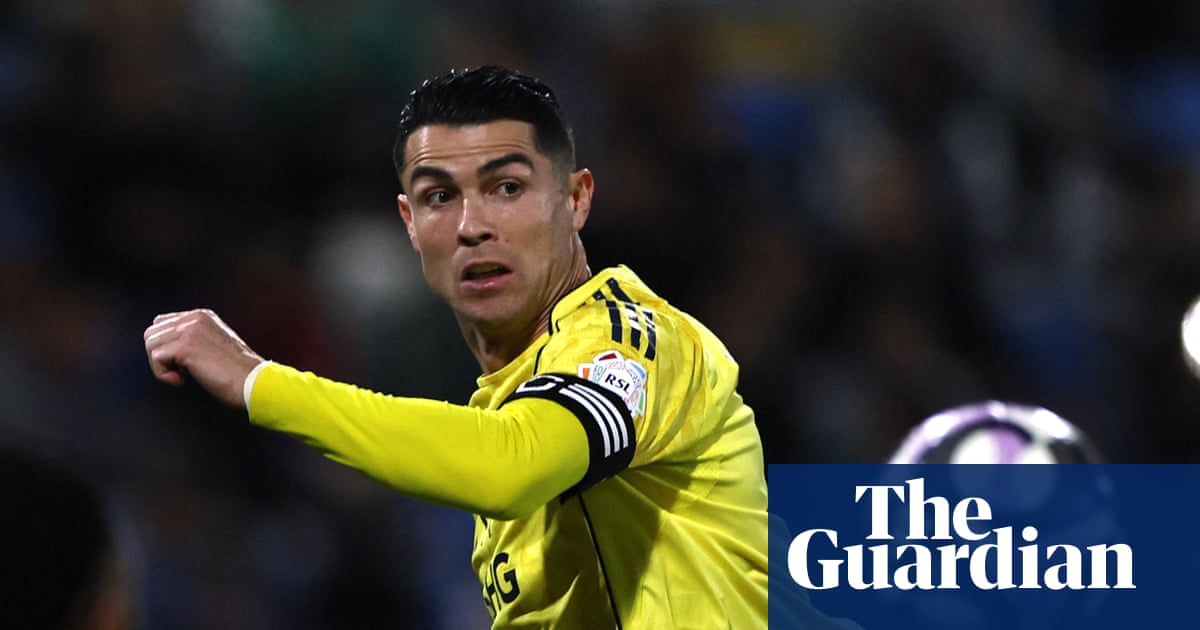 Chaos în Saudi Pro League: Ronaldo pe cale de a renunța? Cristiano Ronaldo, superstarul portughez al fotbalului mondial, se află într-o controversă majoră în Saudi Pro League, după ce s-a raportat că ar fi intrat într-o grevă