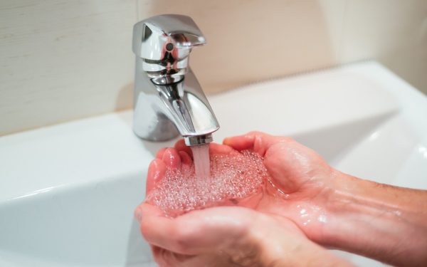 Primăria Capitalei răspunde la promisiunile primarului Sectorului 4, Daniel Băluță, privind facturarea apei calde sub parametri contractuali