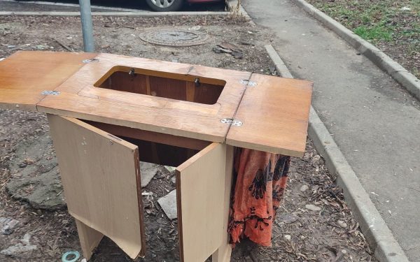 Sectorul 6, unul dintre cele mai mari și populate cartiere ale capitalei, a devenit recent subiectul unor acțiuni stricte de combatere a abandonului de deșeuri pe domeniul public