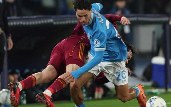 Napoli și Roma remizează spectaculos, cu Malen strălucitor și Spinazzola în formă!