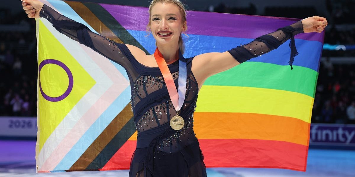 Amber Glenn își asumă rolul de voce a comunității LGBTQ la Jocurile Olimpice Milan — Amber Glenn, cunoscută ca fiind cea mai proeminentă sportivă LGBTQ din patinajul artistic american, a criticat deschis administrația Trump în cadrul unei conferințe de presă organizate înainte de deschiderea Jocurilor Olimpice de Iarnă din 2026