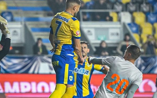 Duel crucial pe „Ilie Oană”: Petrolul Ploiești și Unirea Slobozia, în căutarea salvării Astăzi, de la ora 16:00, stadionul „Ilie Oană” din Ploiești va găzdui un meci esențial în lupta pentru supraviețuirea în Superligă, între Petrolul Ploiești și Unirea Slobozia