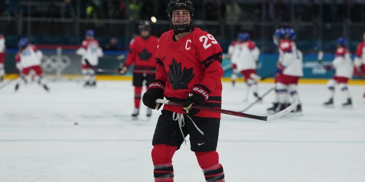 Absența lui Marie-Philip Poulin, decisivă în înfrângerea Canadei Canada a suferit o înfrângere severă cu scorul de 5-0 în fața Statelor Unite, în prima confruntare olimpică dintre cele două echipe de top din hocheiul feminin