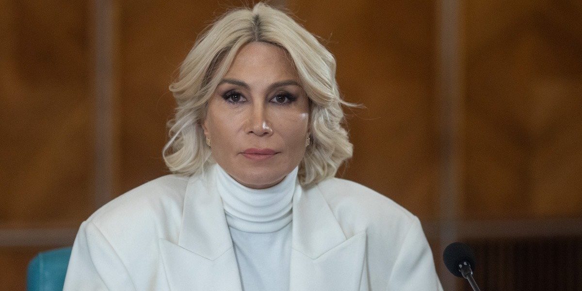Deputata Raluca Turcan anunță modificări radicale în legislația privind responsabilitatea judecătorilor CCR, într-un efort de a spori responsabilitatea și de a limita imunitățile excesive ale magistraților instanței constituționale