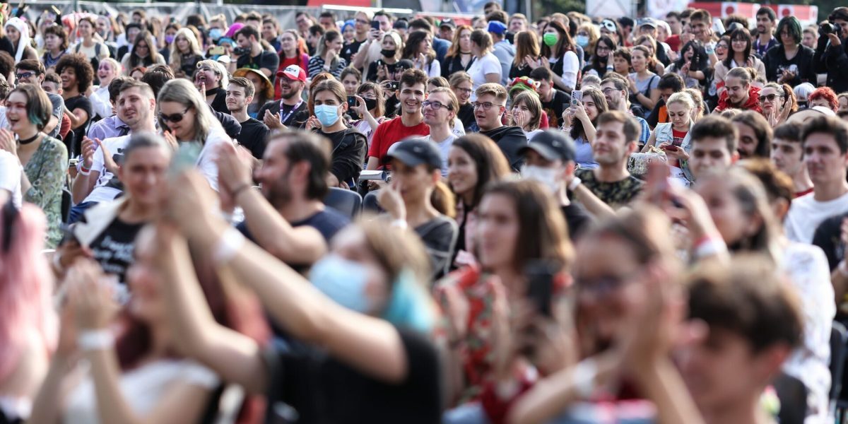 Bucureștiul se pregătește pentru un eveniment major dedicat culturii pop și universului geek: East European Comic Con 2026, care va avea loc în perioada 24-26 aprilie la Romexpo