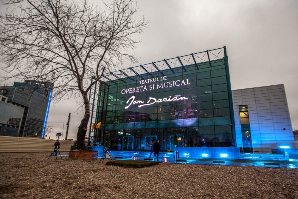 Teatrul Național de Operetă și Musical „Ion Dacian” pregătește o serie de patru spectacole dedicate lui Johann Strauss, cele mai vandabile opere ale compozitorului vienez