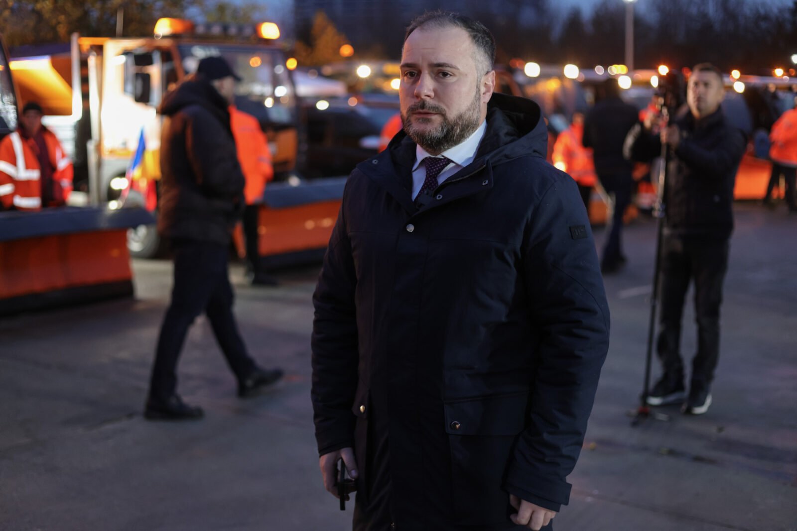 Primăria Sectorului 2 a făcut recent un pas în direcția asigurării resurselor necesare pentru sezonul de iarnă, în condițiile în care gestionarea deszăpezirii devine, pe zi ce trece, o provocare tot mai costisitoare pentru administrațiile locale