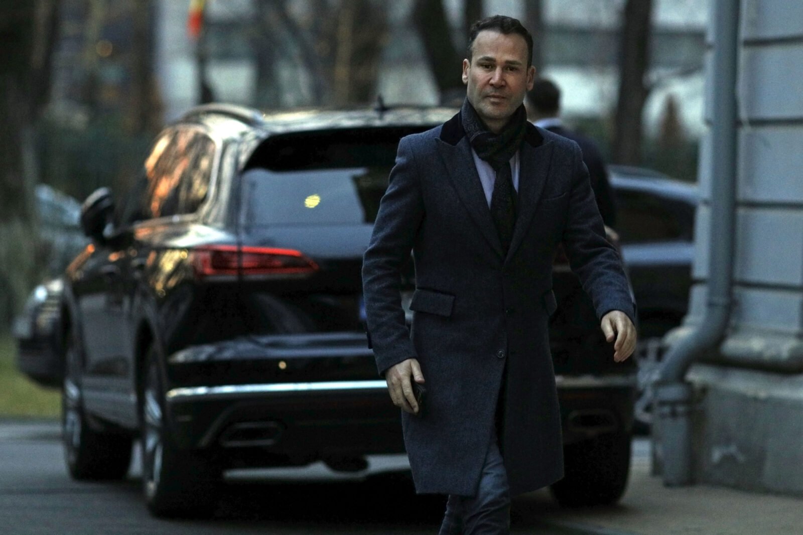 Robert Negoiță despre drumul construit pe terenul fratelui: „Îl încurcă, i-am făcut un deserviciu”