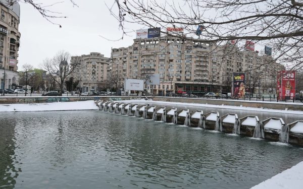 Vremea se schimbă radical în București la finalul acestei săptămâni, după zile de temperaturi scăzute și precipitații consistente
