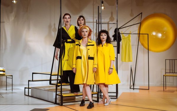 Piața culturală a Bucureștiului prinde viață în această săptămână, fiind plină de evenimente ce variază de la spectacole pentru cei mici la expoziții de artă și conferințe ce abordează subiecte de actualitate