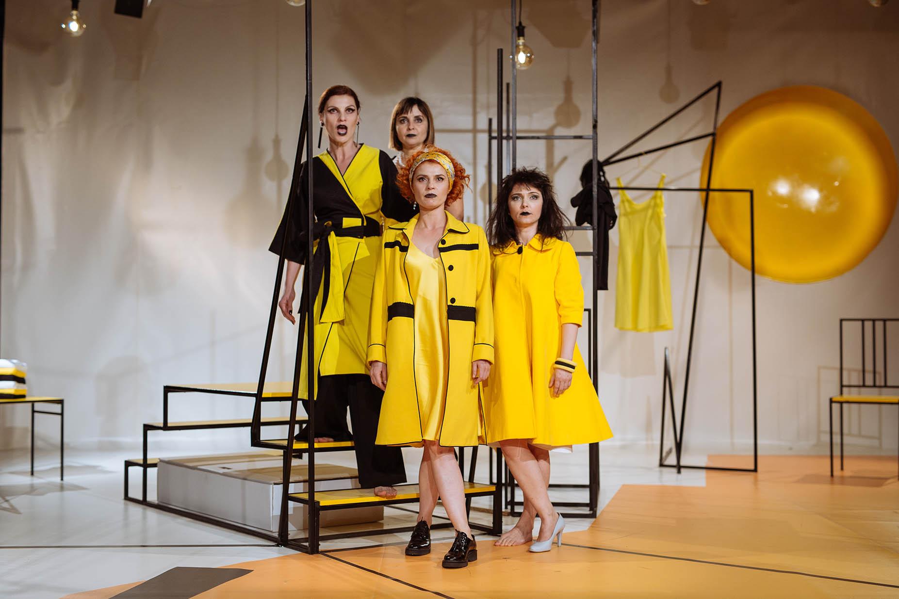 Piața culturală a Bucureștiului prinde viață în această săptămână, fiind plină de evenimente ce variază de la spectacole pentru cei mici la expoziții de artă și conferințe ce abordează subiecte de actualitate